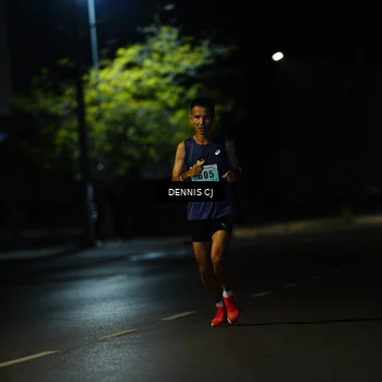 Runner Photo 8905304