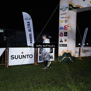 Runner Photo 8905336