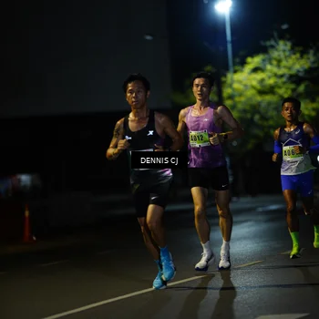 Runner Photo 8905343