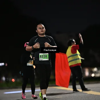 Runner Photo 8905353