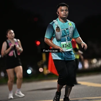 Runner Photo 8905387