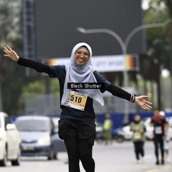 Runner Photo 8905429