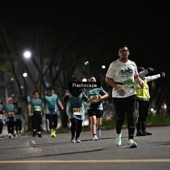 Runner Photo 8905446