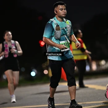 Runner Photo 8905449