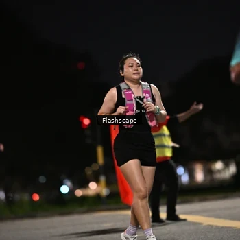 Runner Photo 8905498