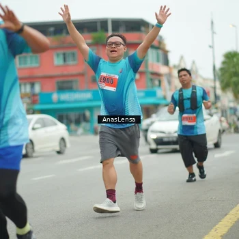 Runner Photo 8905510