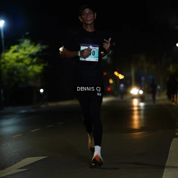 Runner Photo 8905516
