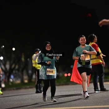Runner Photo 8905524
