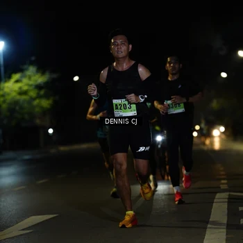 Runner Photo 8905532