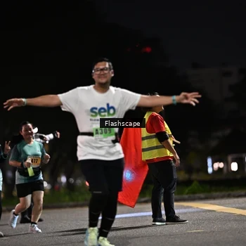 Runner Photo 8905538