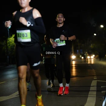 Runner Photo 8905547