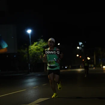 Runner Photo 8905550