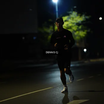 Runner Photo 8905597