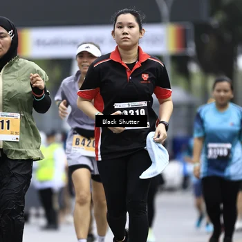 Runner Photo 8905642