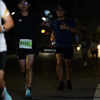 Runner Photo 8905708