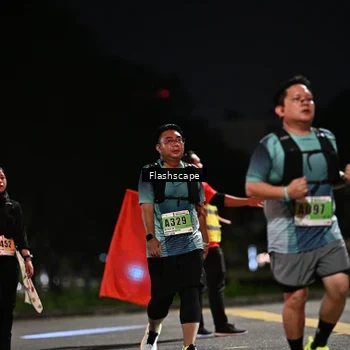 Runner Photo 8905765
