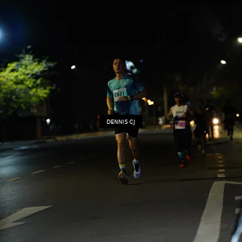 Runner Photo 8905801