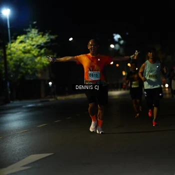 Runner Photo 8905806