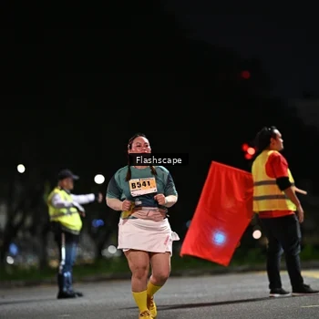 Runner Photo 8905812
