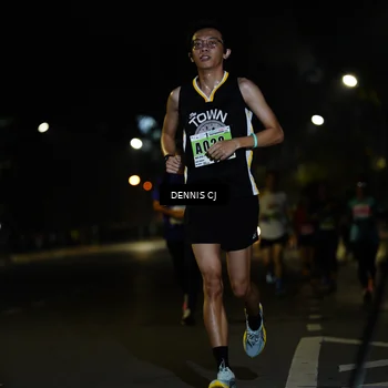 Runner Photo 8905856