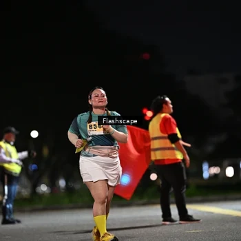Runner Photo 8905874