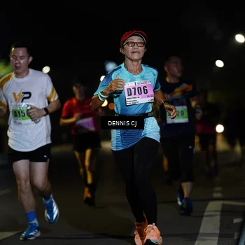 Runner Photo 8905881