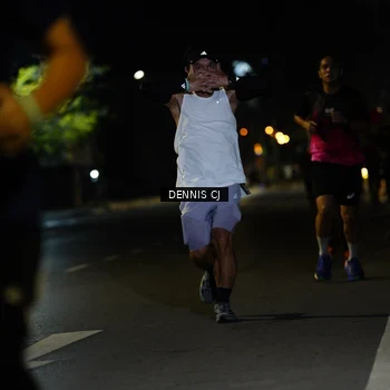 Runner Photo 8905889