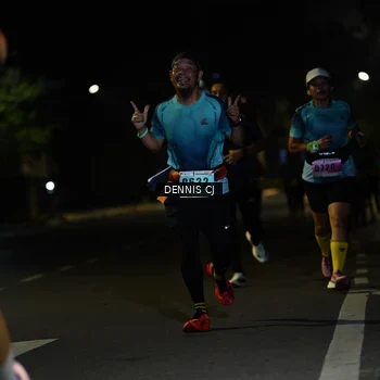 Runner Photo 8905893