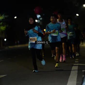 Runner Photo 8905927