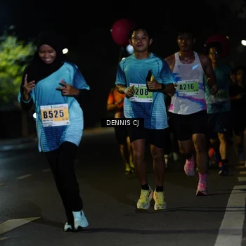 Runner Photo 8905940