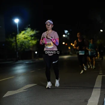 Runner Photo 8906000