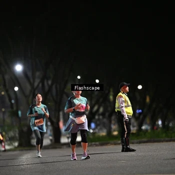 Runner Photo 8906013