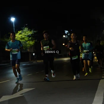 Runner Photo 8906030