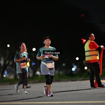 Runner Photo 8906056