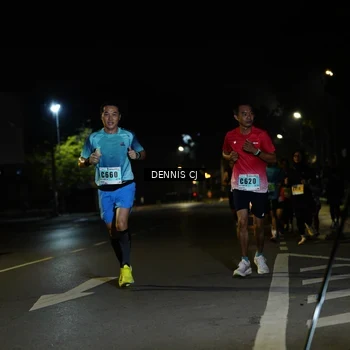 Runner Photo 8906086
