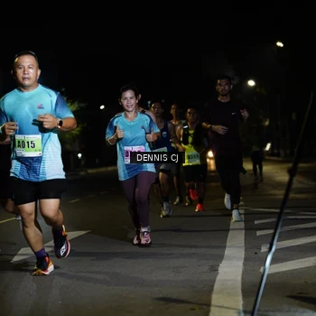Runner Photo 8906105