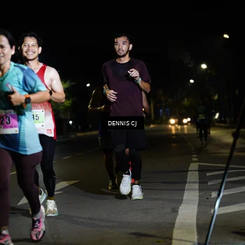 Runner Photo 8906109