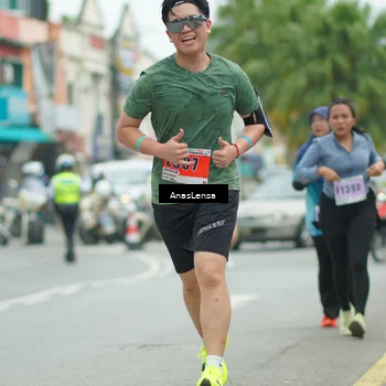 Runner Photo 8906134