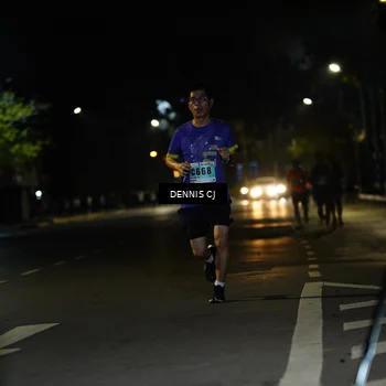 Runner Photo 8906149