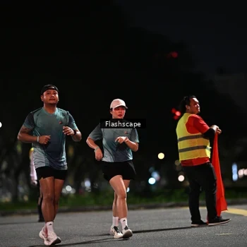 Runner Photo 8906150