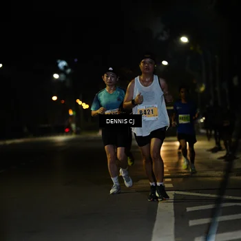 Runner Photo 8906172
