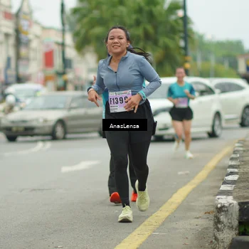 Runner Photo 8906183