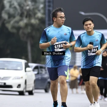 Runner Photo 8906189