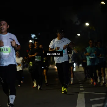 Runner Photo 8906227