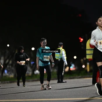 Runner Photo 8906244
