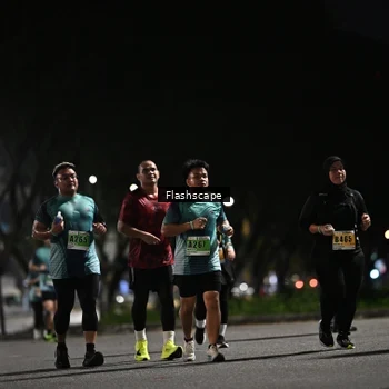 Runner Photo 8906264