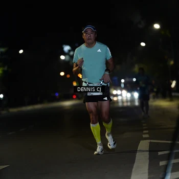 Runner Photo 8906270