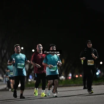 Runner Photo 8906282