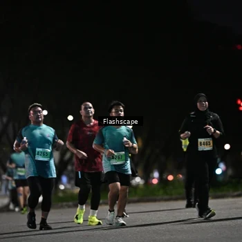Runner Photo 8906287