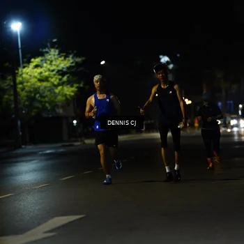 Runner Photo 8906311
